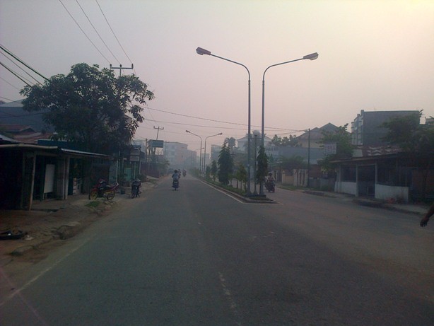 Kabut di Tanjab Barat membuat siswa di 6 kecamatan diliburkan
